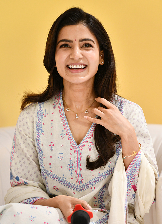 Tollywood Actress Samantha In Hyderabad8