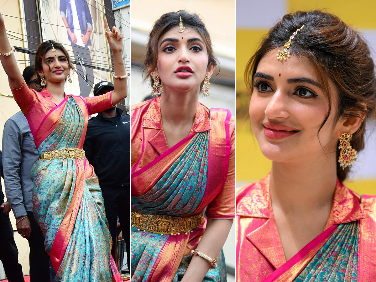 Actress Sreeleela At Khammam1