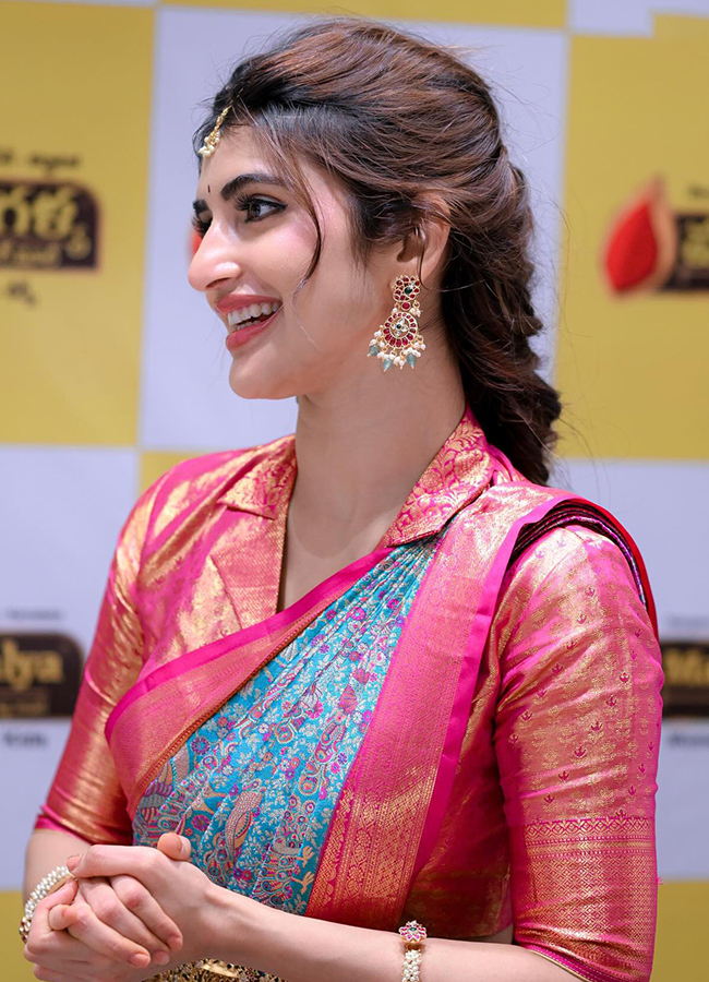 Actress Sreeleela At Khammam16