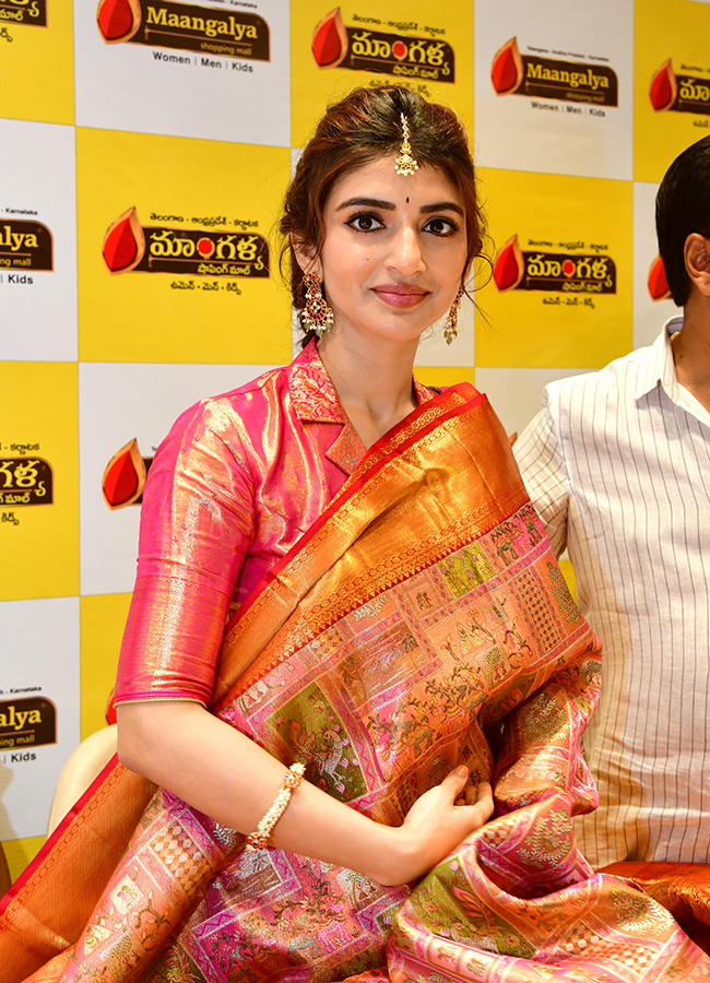 Actress Sreeleela At Khammam8
