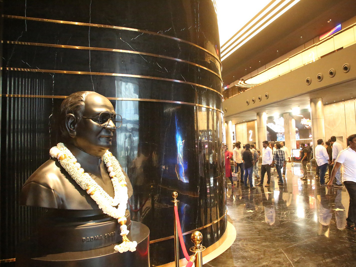 Inside View Of Allu Arjun Allu Cinemas Multiplex In Kokapet, Photo Went Viral16