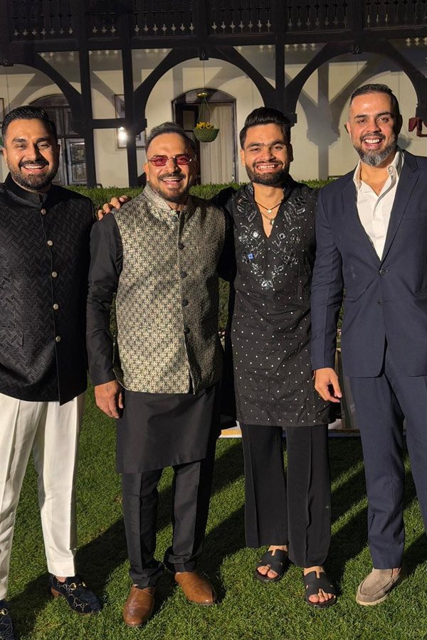 Kuldeep Yadav Dance With Wife Vanshika In Haldi Sangeet Ceremony Photos8