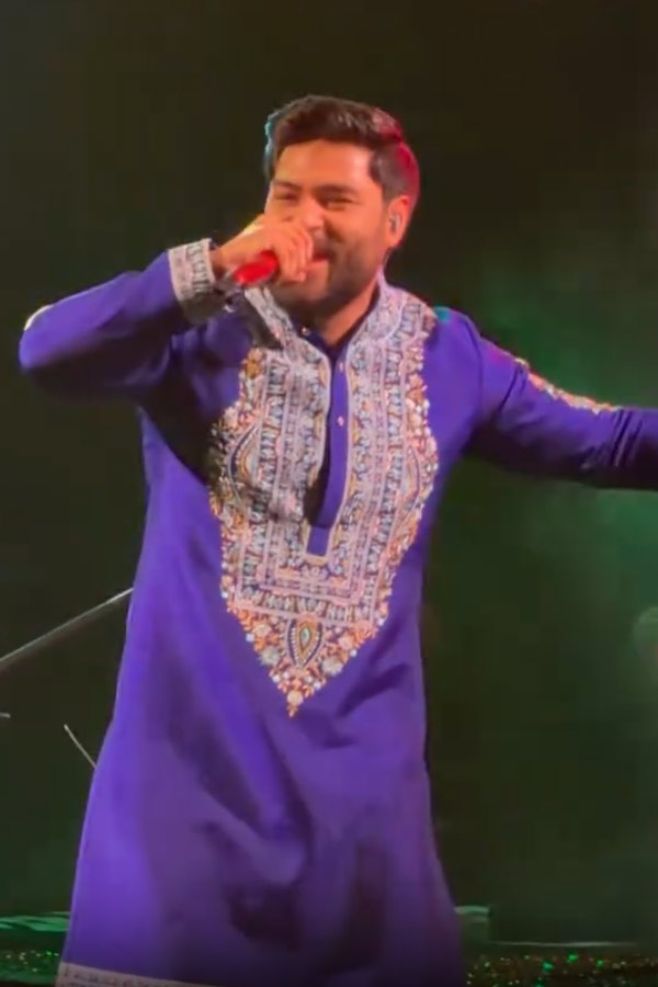 Kuldeep Yadav Dance With Wife Vanshika In Haldi Sangeet Ceremony Photos10