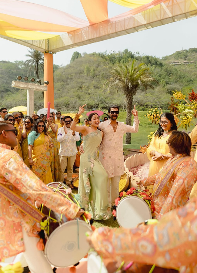 Virosh Haldi Pics : Rashmika and Vijay Deverakonda Share Pictures from the Haldi Ceremony HD Photos7