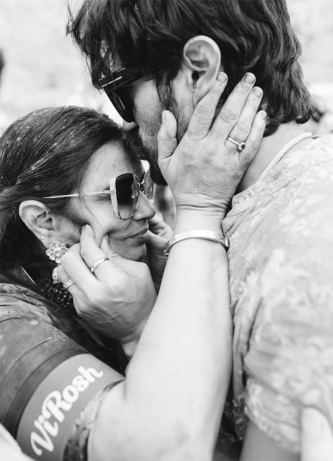 Virosh Haldi Pics : Rashmika and Vijay Deverakonda Share Pictures from the Haldi Ceremony HD Photos21