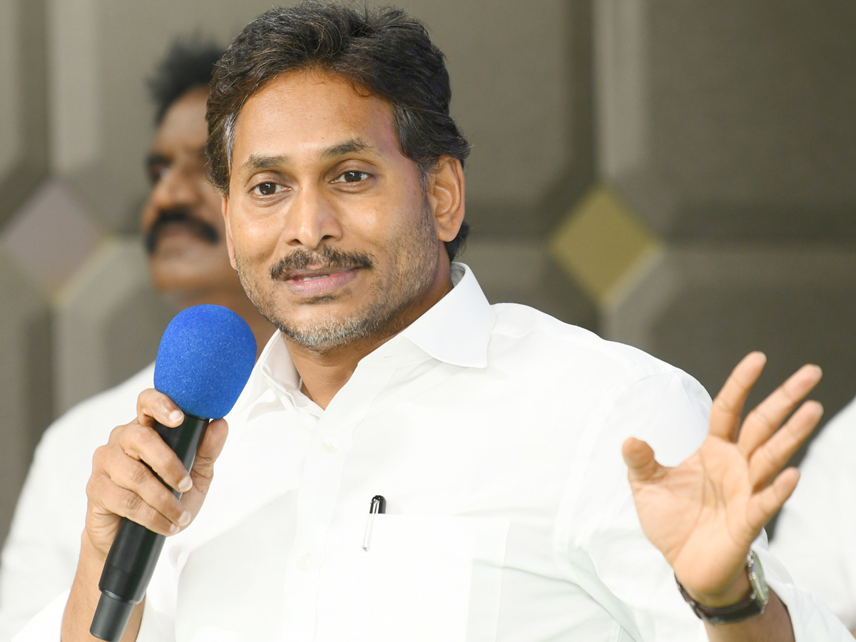 YS Jagan Holds Review meeting with Ongole Assembly constituency YSRCP leaders Photos14