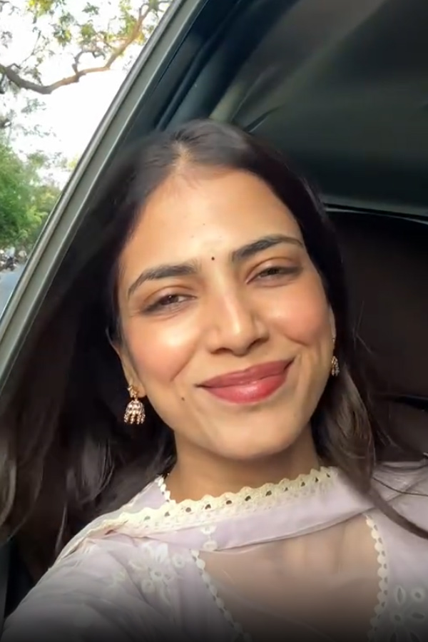 Actress Malavika Mohanan Visits Tirumala Photos6