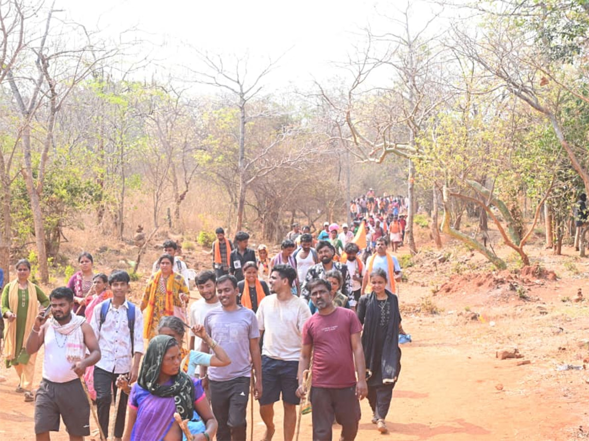 Ugadi Festival at Srisailam : Devotees Walking Karnataka Nallamala Forest12