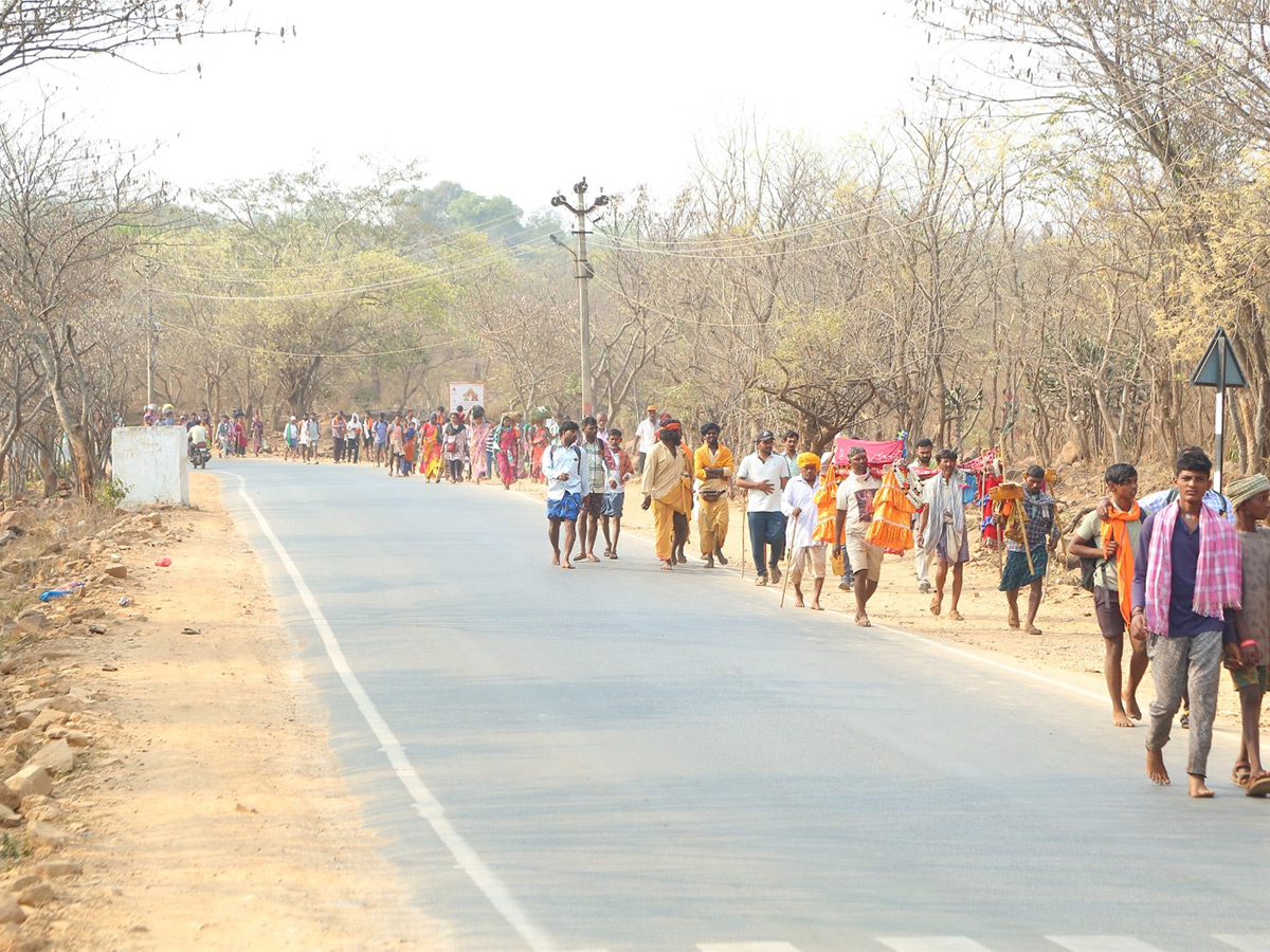 Ugadi Festival at Srisailam : Devotees Walking Karnataka Nallamala Forest16