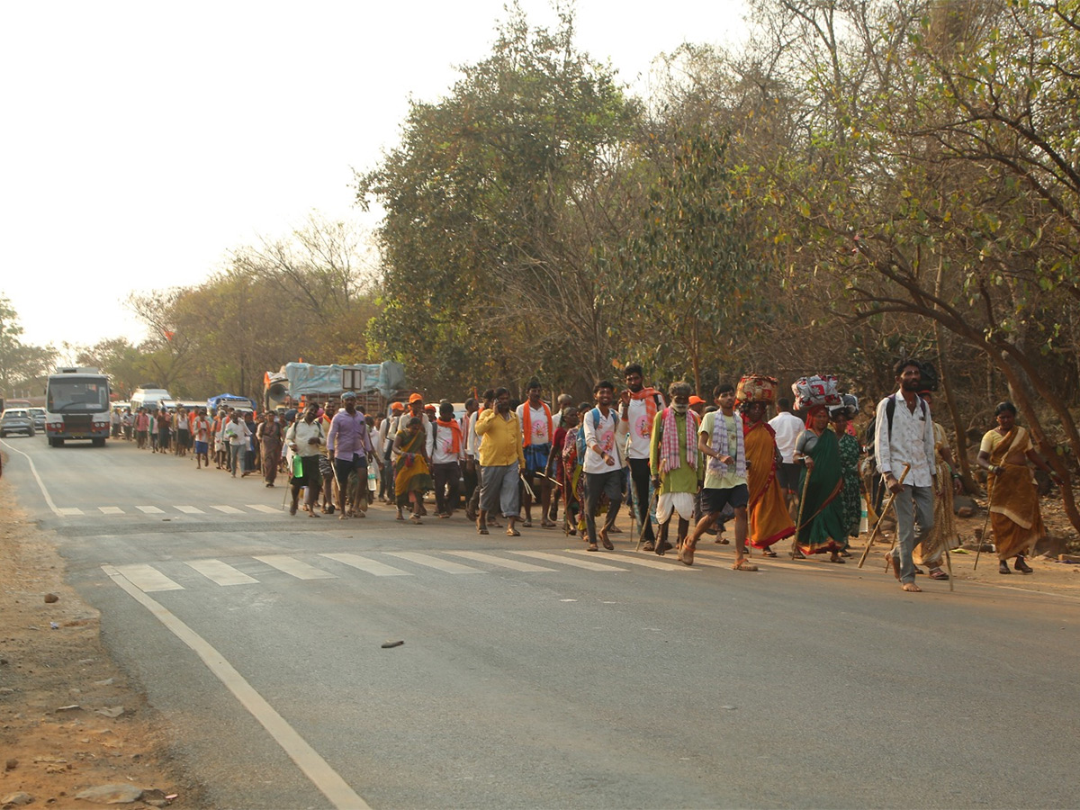 Ugadi Festival at Srisailam : Devotees Walking Karnataka Nallamala Forest17