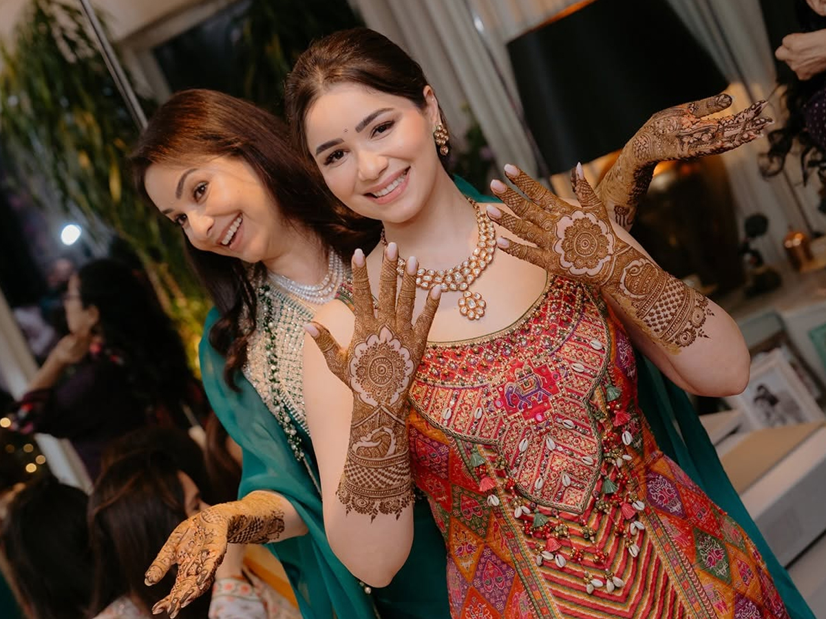 sara Tendulkar shares pictures of Traditional Maharashtrian look Photos2