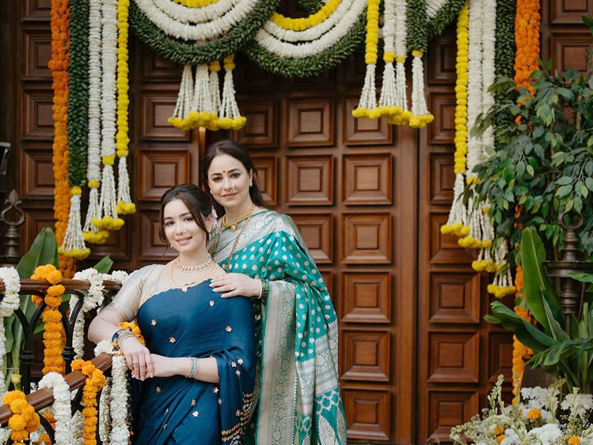 sara Tendulkar shares pictures of Traditional Maharashtrian look Photos6