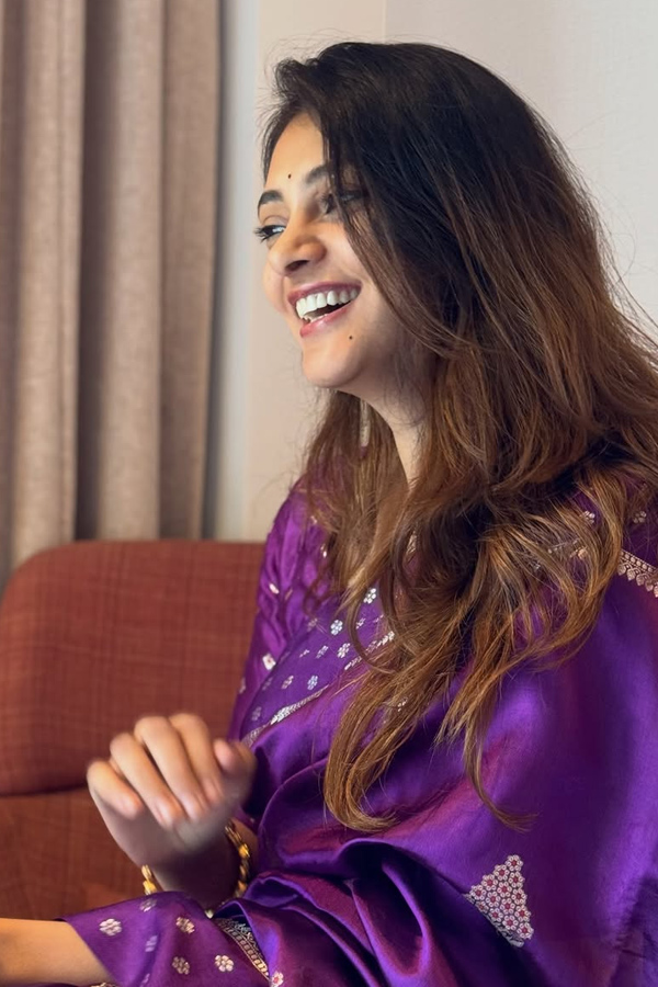 Kiran Abbavaram wife Rahasya Ugadi Celebrations Photos4