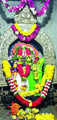 లక్ష్మీనృసింహుని బ్రహ్మోత్సవాలు ప్రారంభం 1