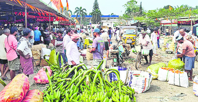 ఏమనుకొంటున్నారో..?1