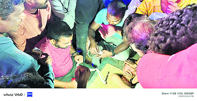 పోలీస్‌ దందా..! 3