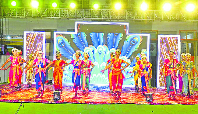 విద్యతోనే సర్వతోముఖాభివృద్ధి1