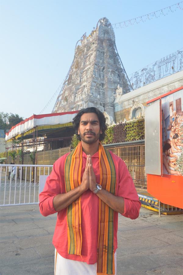 Actor Sree Vishnu, Actress Nayansarika At Tirumala9