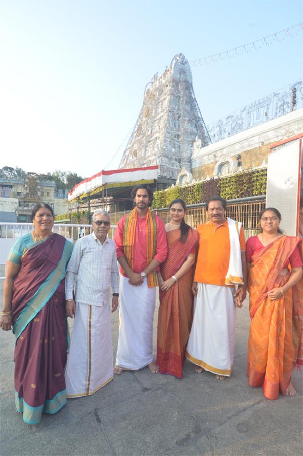 Actor Sree Vishnu, Actress Nayansarika At Tirumala10