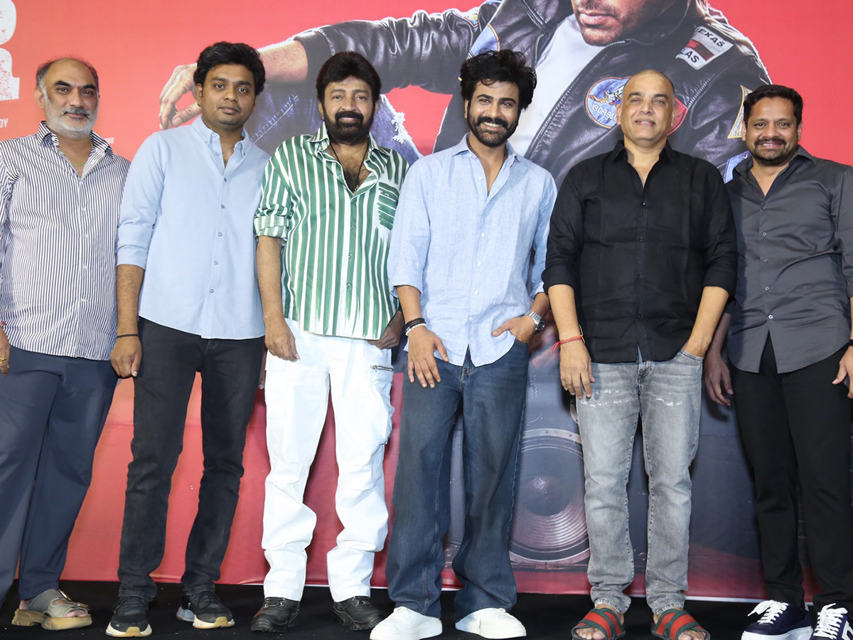 Sharwanand Biker Movie Trailer Launch Event6