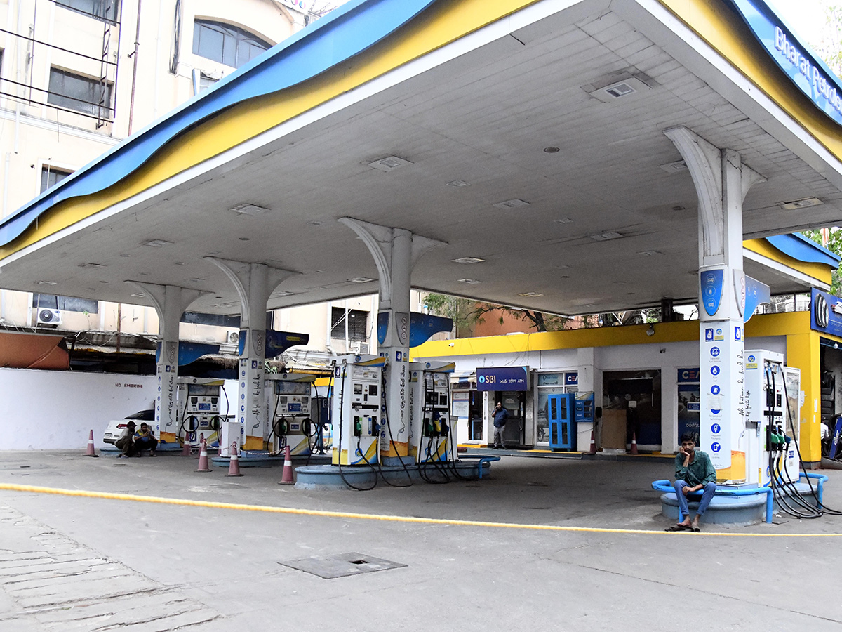 Fuel shortage fears grip Hyderabad demand spills over into 7