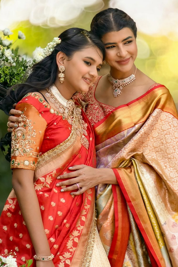 Lakshmi Manchu with Her Daughter Vidya Nirvana Photos2