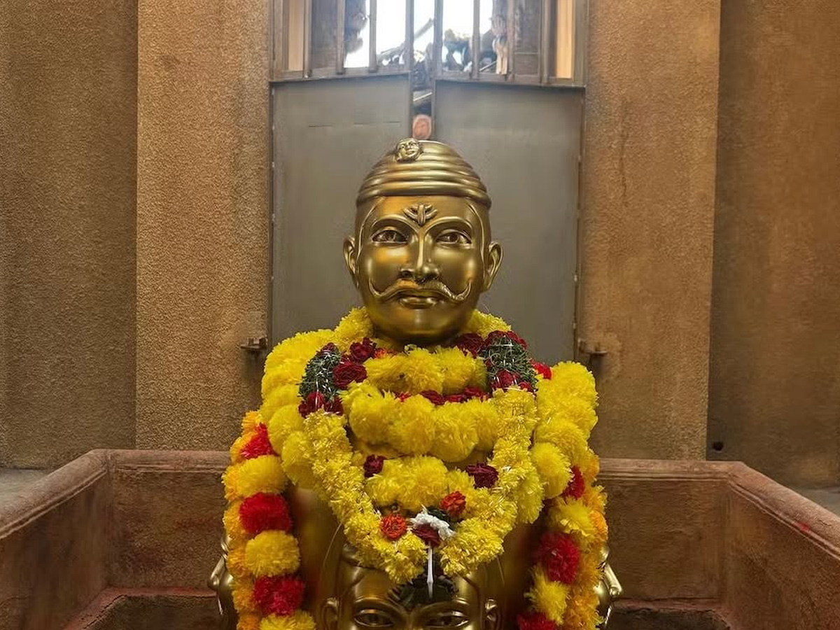 SS Rajamouli Stunning Varanasi Sets Kashi Recreated for Cinema Photos14