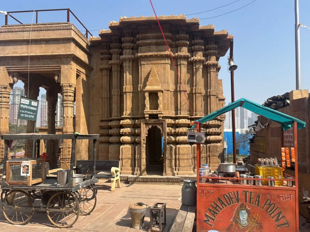 SS Rajamouli Stunning Varanasi Sets Kashi Recreated for Cinema Photos6