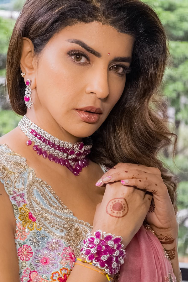 Lakshmi Manchu Cute Moments  With daughter Vidya Nirvana Photos10