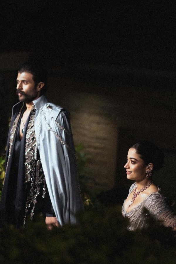 Rashmika Mandanna And Vijay Deverakonda Celebrate 1 Month Wedding Anniversary Photos5