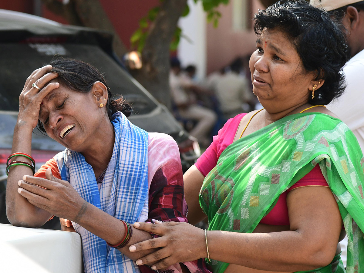 Markapuram Bus Accident HD Photos10
