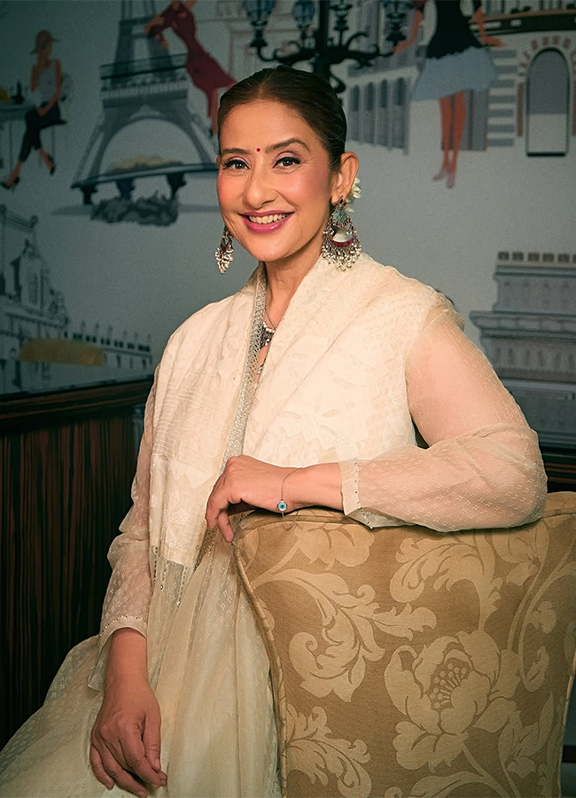 Nepalese Actress Manisha Koirala HD Photos18