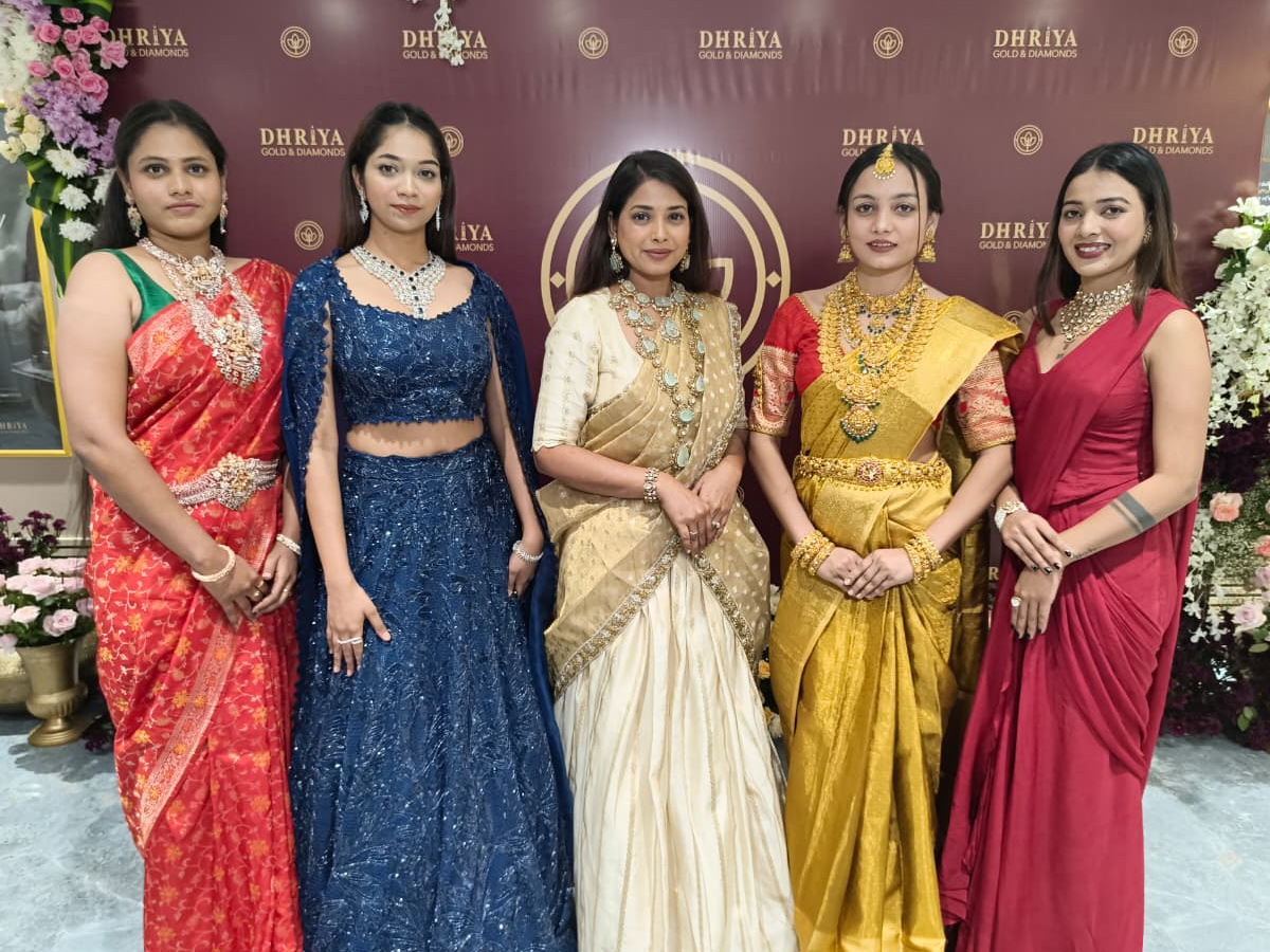 Gold And Diamonds Flagship Store Launch At Jubilee Hills Photos14