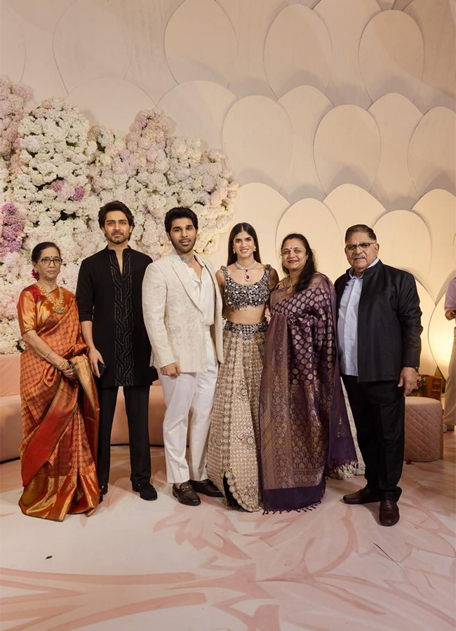 Allu Sirish And Nayanika Reddy Pre Wedding Reception HD Photos8