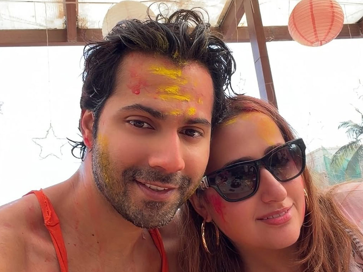 Celebreties share colourful Holi celebration Photos8