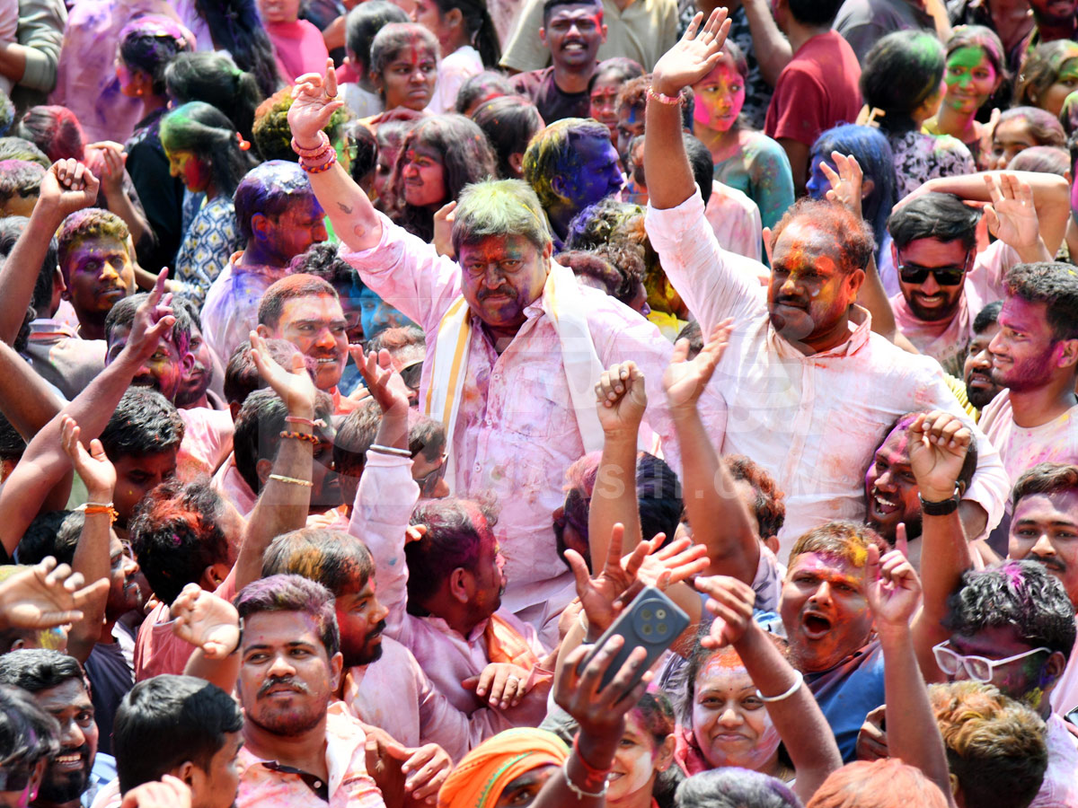 Grand Holi Celebrations In Hyderabad Photos12