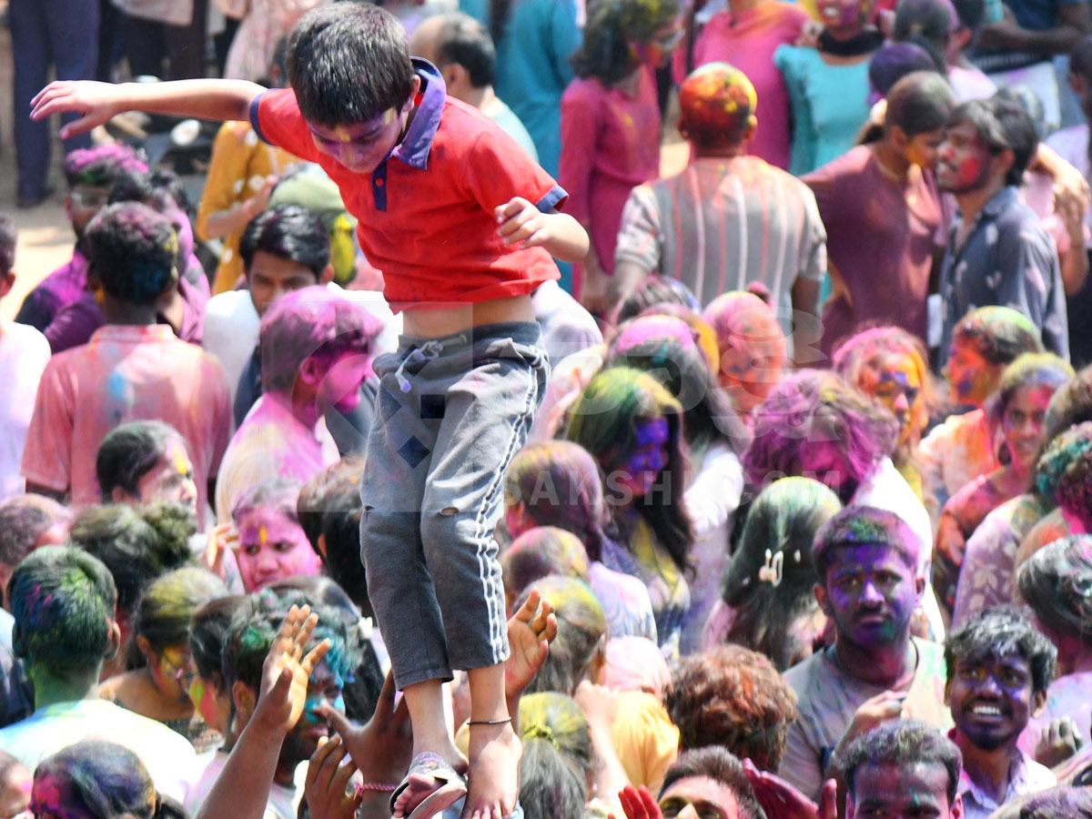 Grand Holi Celebrations In Hyderabad Photos14