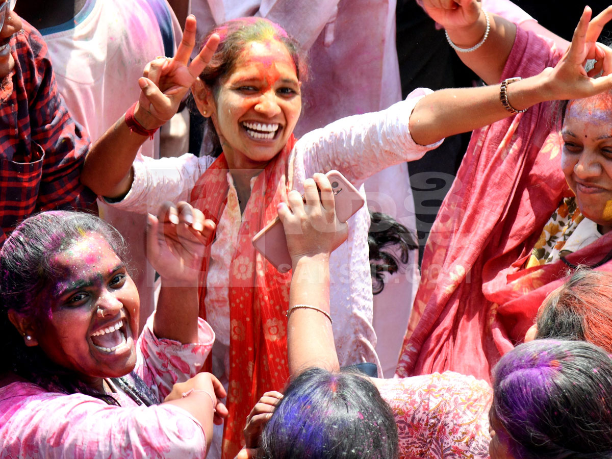 Grand Holi Celebrations In Hyderabad Photos20