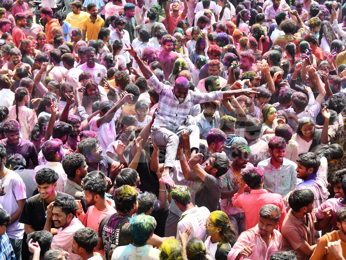 Grand Holi Celebrations In Hyderabad Photos23