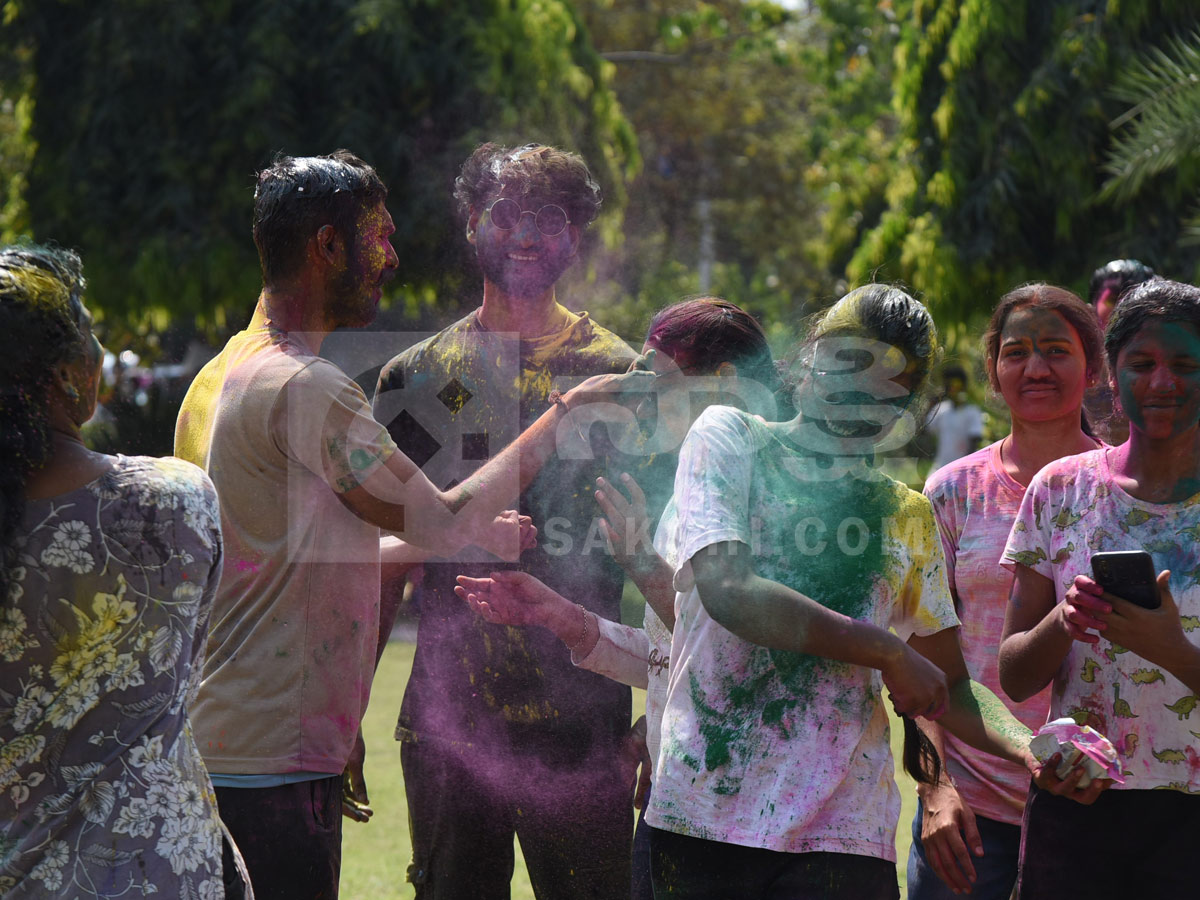 Grand Holi Celebrations In Hyderabad Photos30