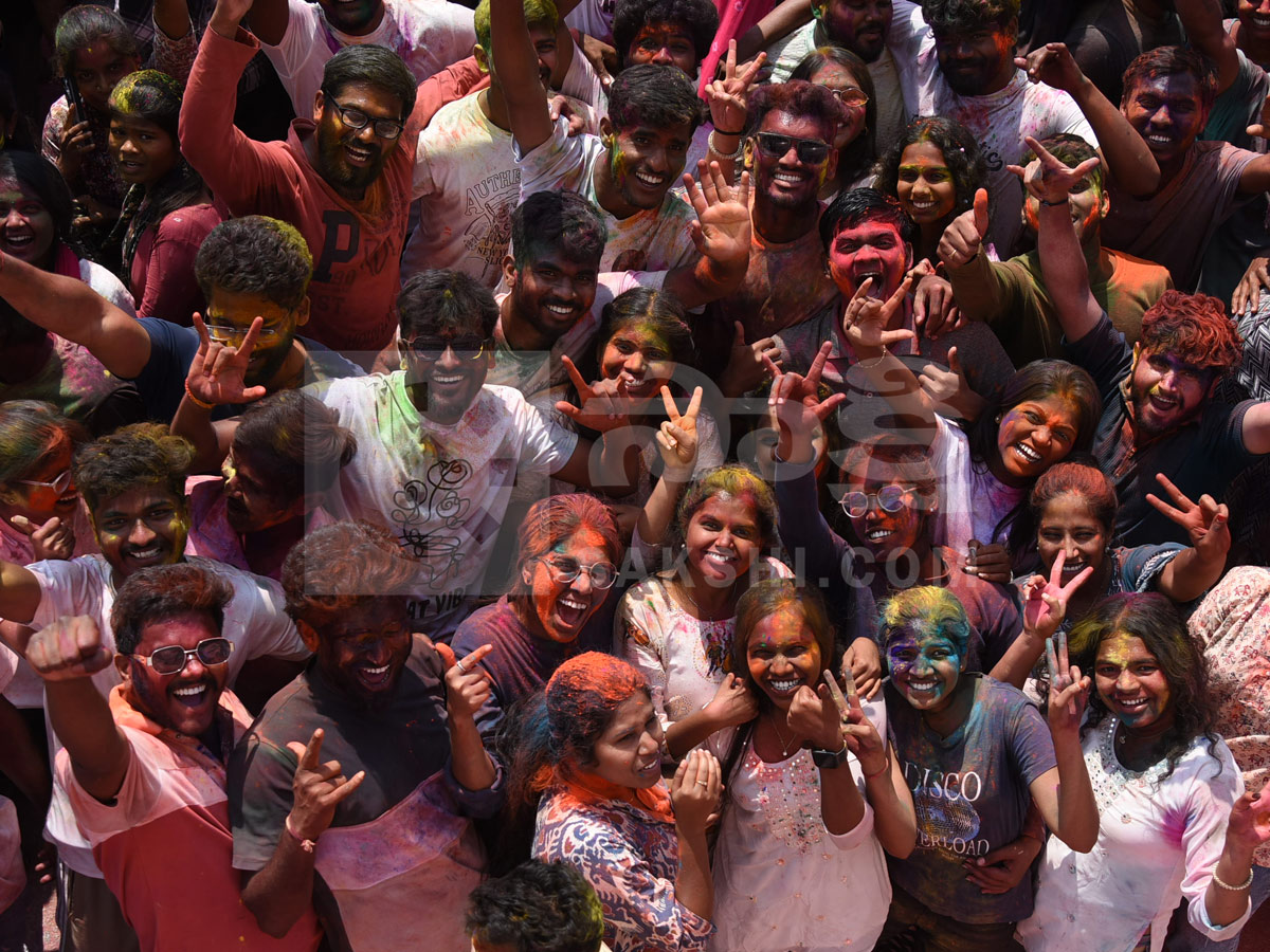 Grand Holi Celebrations In Hyderabad Photos32