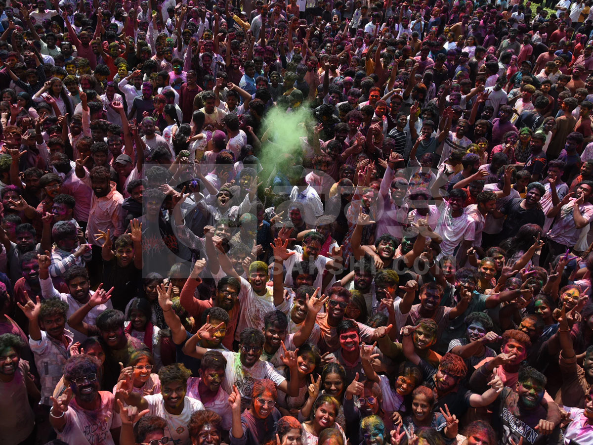 Grand Holi Celebrations In Hyderabad Photos33