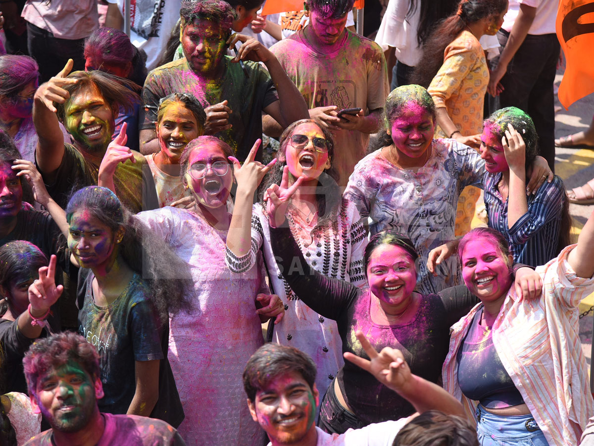 Grand Holi Celebrations In Hyderabad Photos35