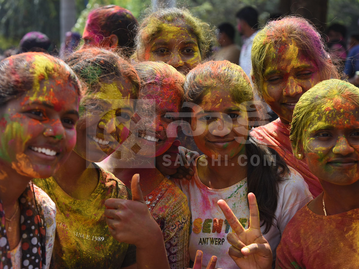 Grand Holi Celebrations In Hyderabad Photos39