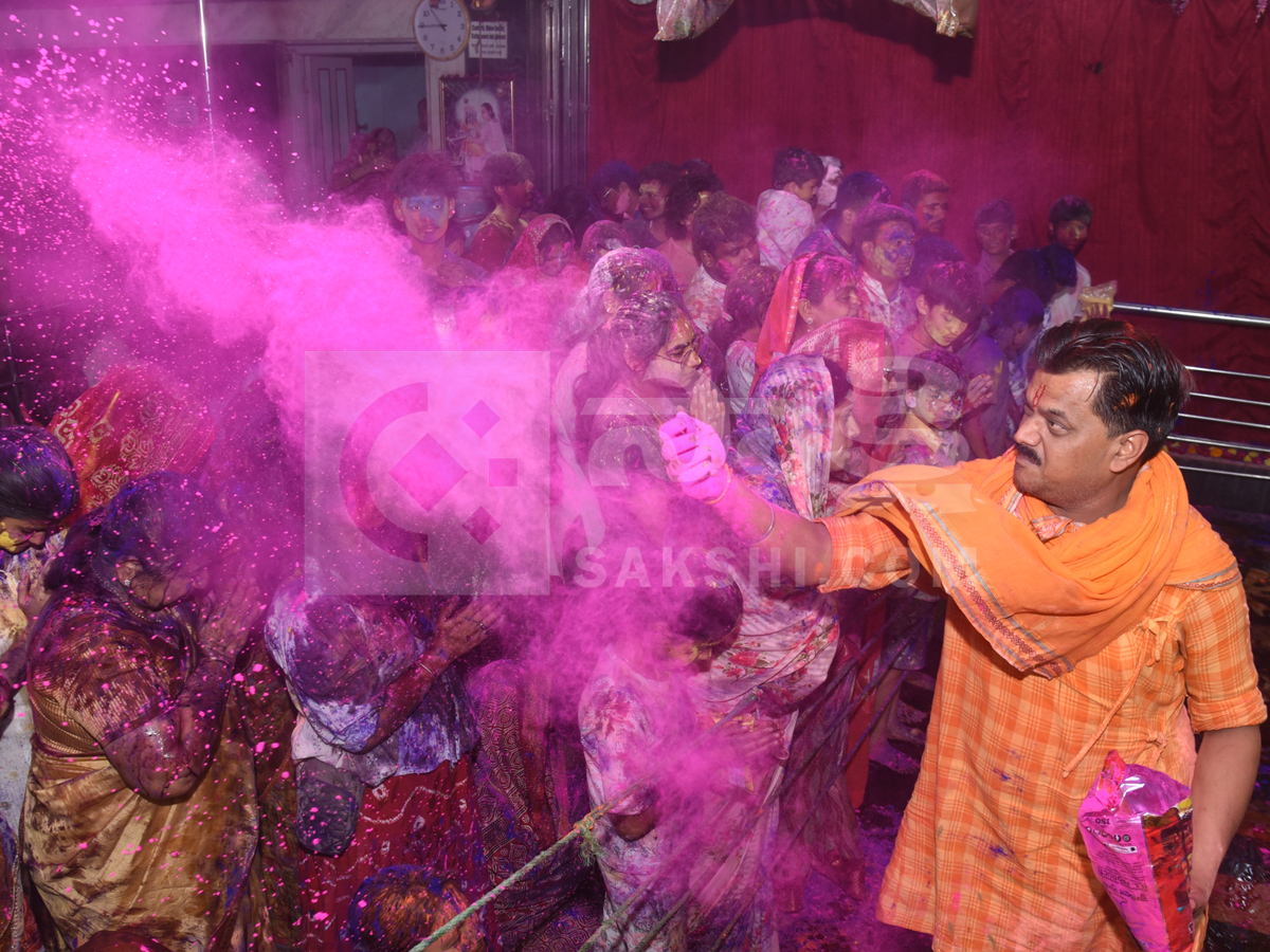 Grand Holi Celebrations In Hyderabad Photos8