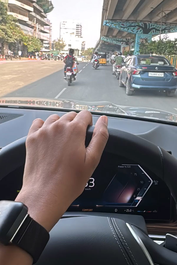 Mega Daughter Niharika Konidela Remembering February month Memories Photos9