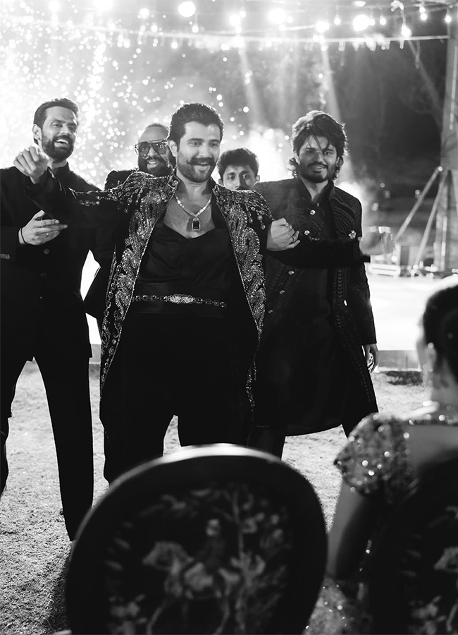 Vijay Deverakonda And Rashmika Mandanna Wedding Sangeet At Udaipur Photos Trending21