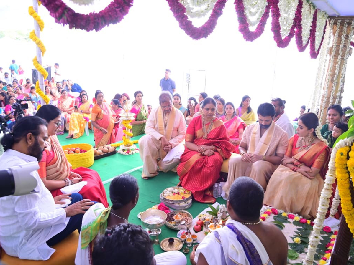 Vijay Deverakonda And Rashmika Visits Home Town Nagarkurnool21