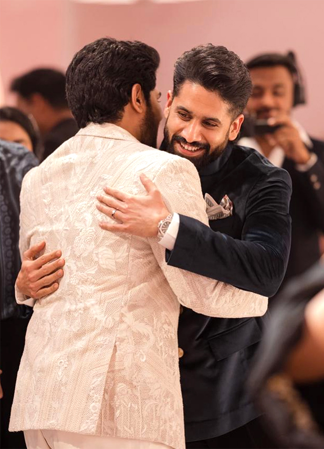 Allu Sirish And Nayanika Reddy Pre Wedding Reception HD Photos35