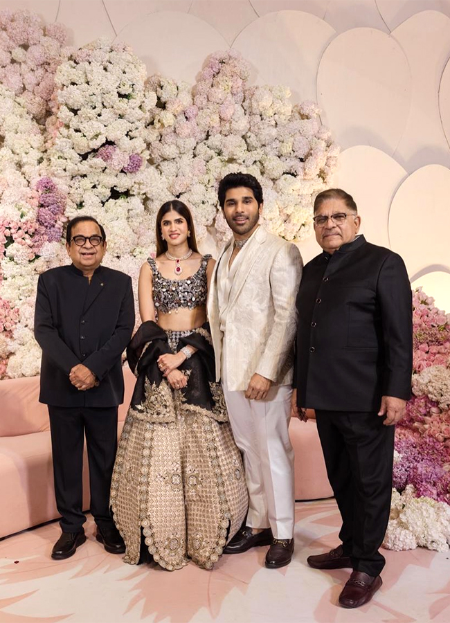 Allu Sirish And Nayanika Reddy Pre Wedding Reception HD Photos37